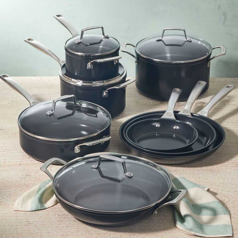 Le Creuset Non-Stick Ceramic 8-Piece Cookware Set image number 1